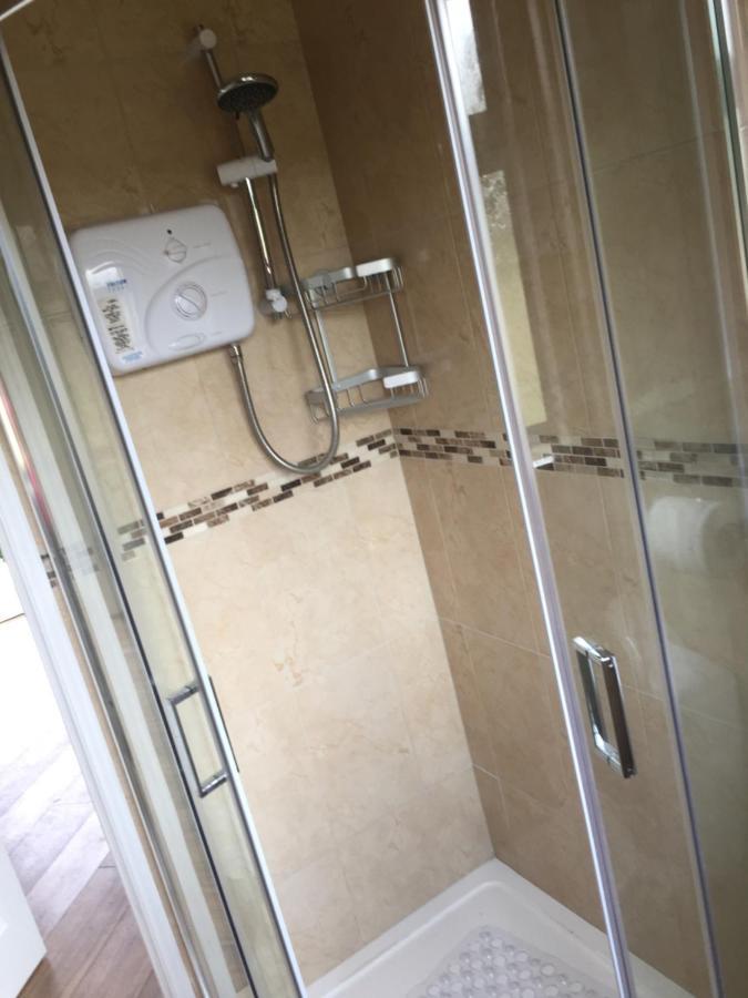 Kits Lodge Crover Cavan Ngoại thất bức ảnh