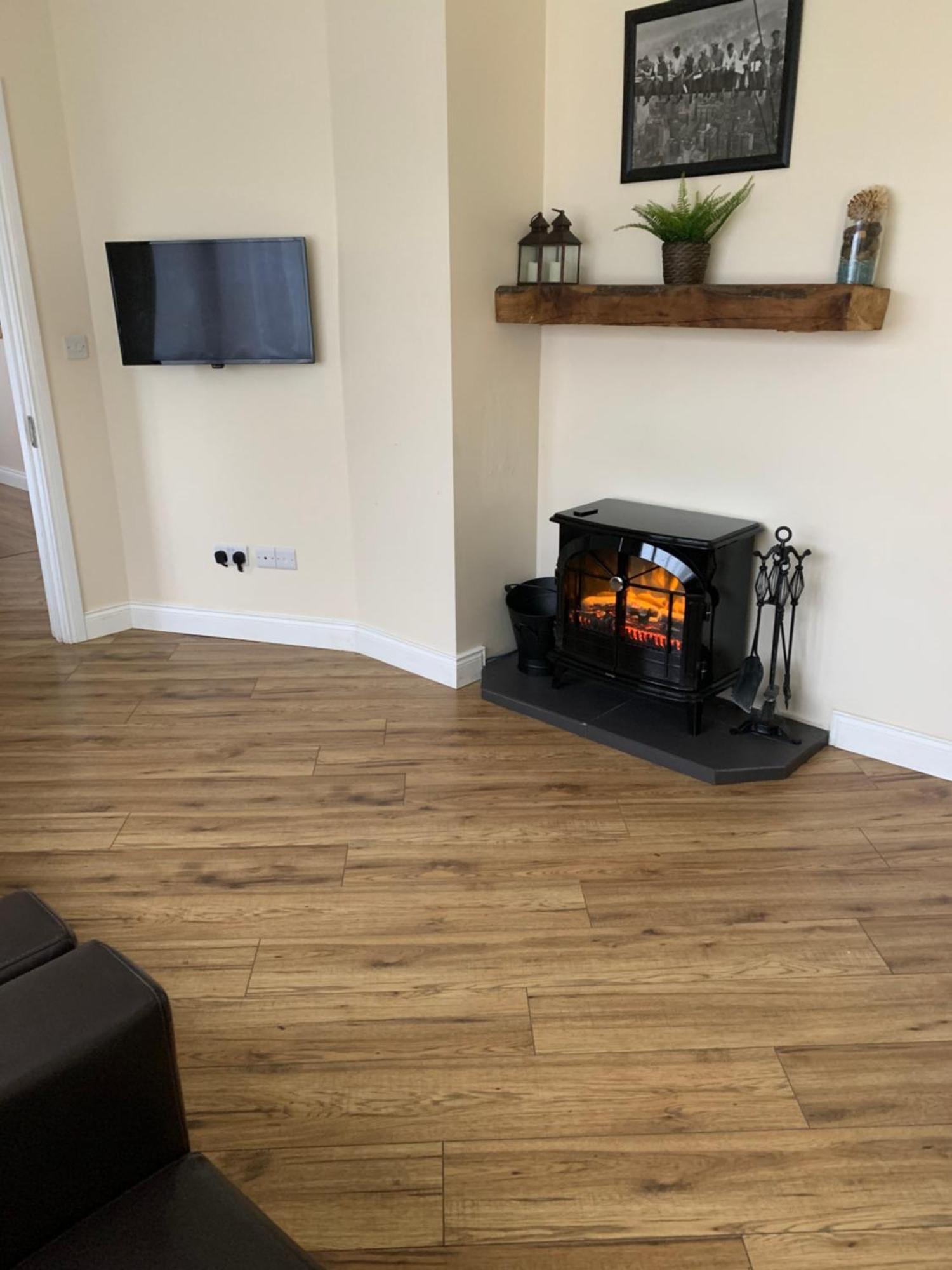 Kits Lodge Crover Cavan Ngoại thất bức ảnh